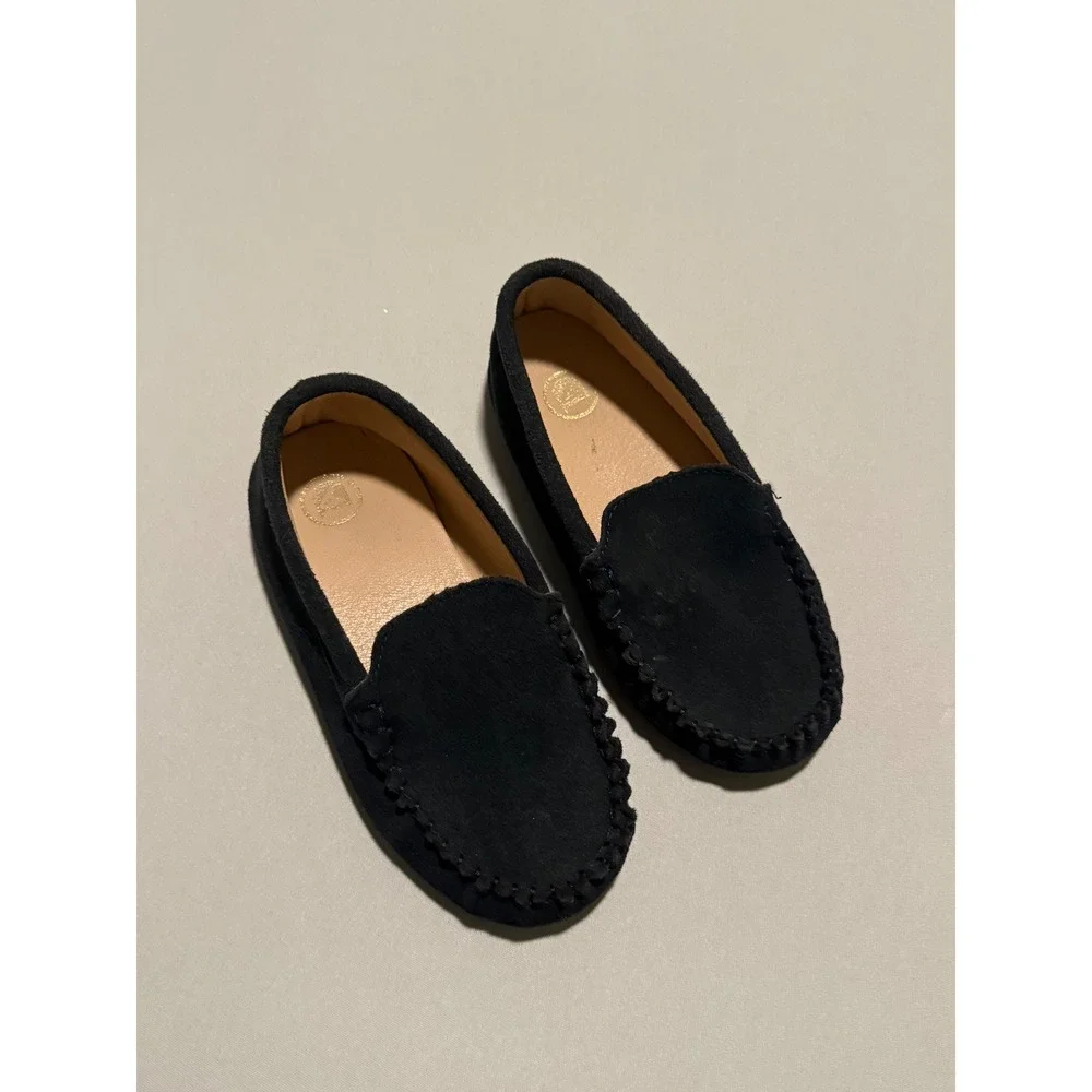 Kids Dark Blue Suede Loafers Slip On Moccasin Dress Shoes Pebble, size appx 9